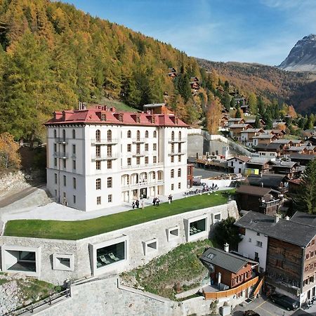 Grand Hotel Du Cervin - Auberge De Jeunesse Et Spa Saint-Luc Esterno foto