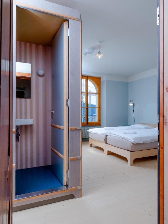 Grand Hotel Du Cervin - Auberge De Jeunesse Et Spa Saint-Luc Esterno foto